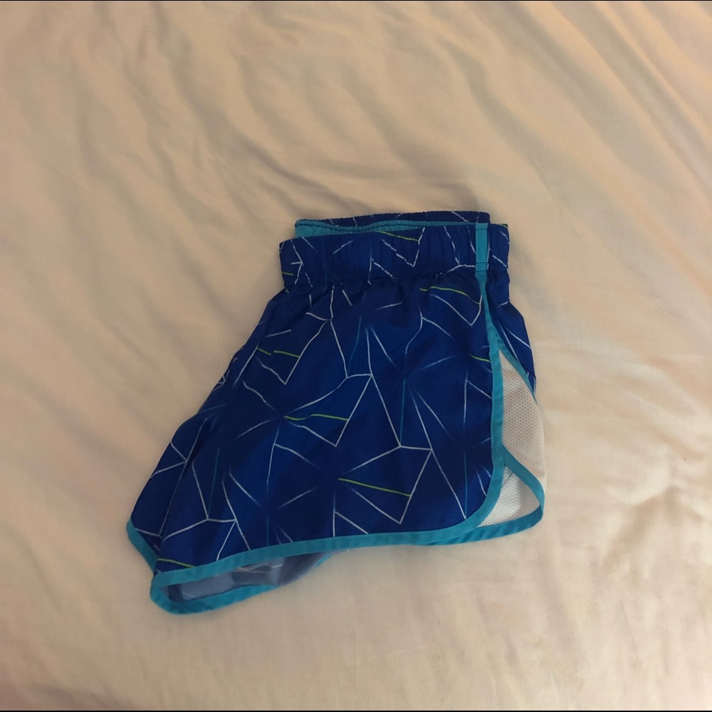 Patterned athletic shorts